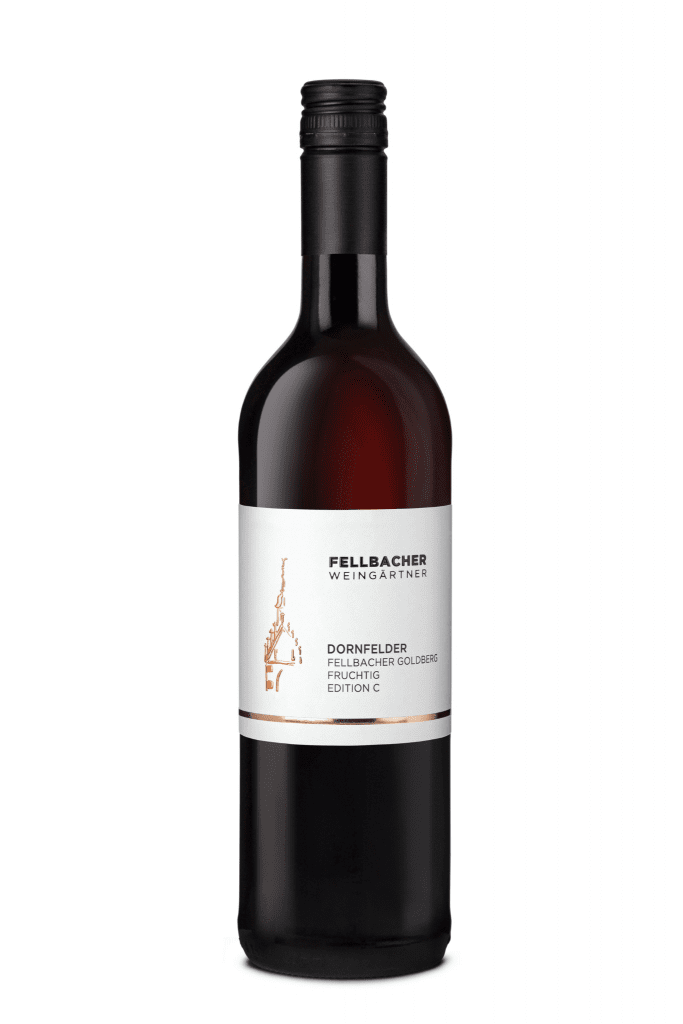 Flasche mit Rotwein der Rebsorte Dornfelder aus der Edition C der Fellbacher Weingärtner eG