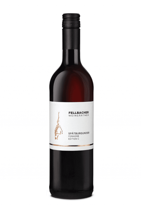 Flasche mit Rotwein der REbsorte Spätburgunder aus der Edition C der Fellbacher Weingärtner eG