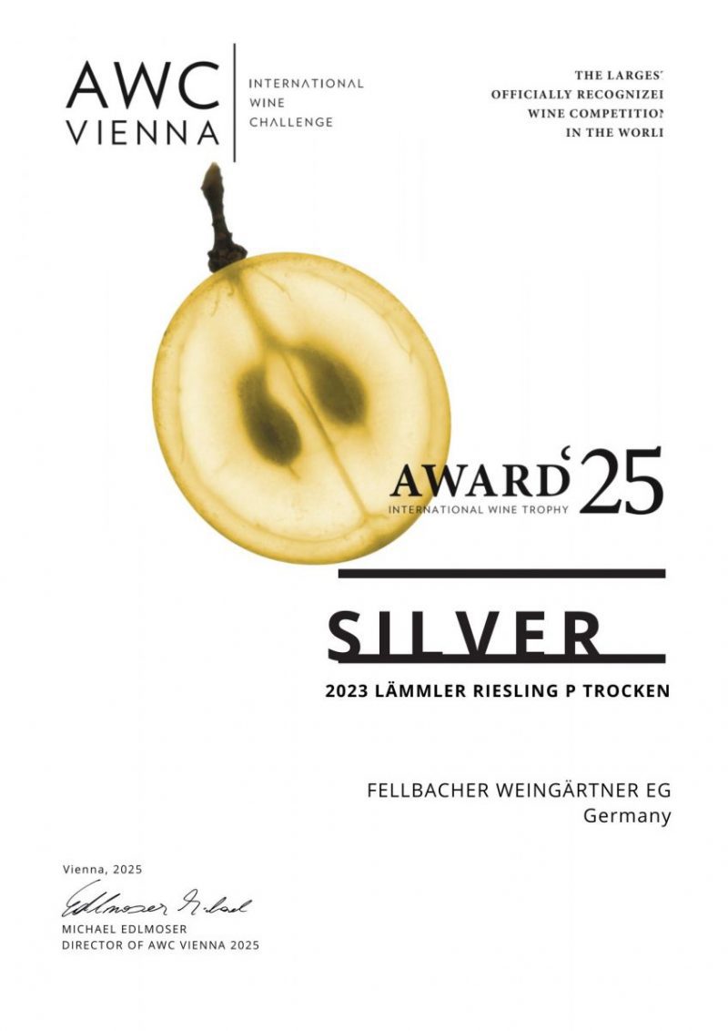 Auszeichnung der AWC Vienna für den Lämmler Riesling P trocken des Jahrgangs 2023 der Fellbacher Weingärtner eG - Silber