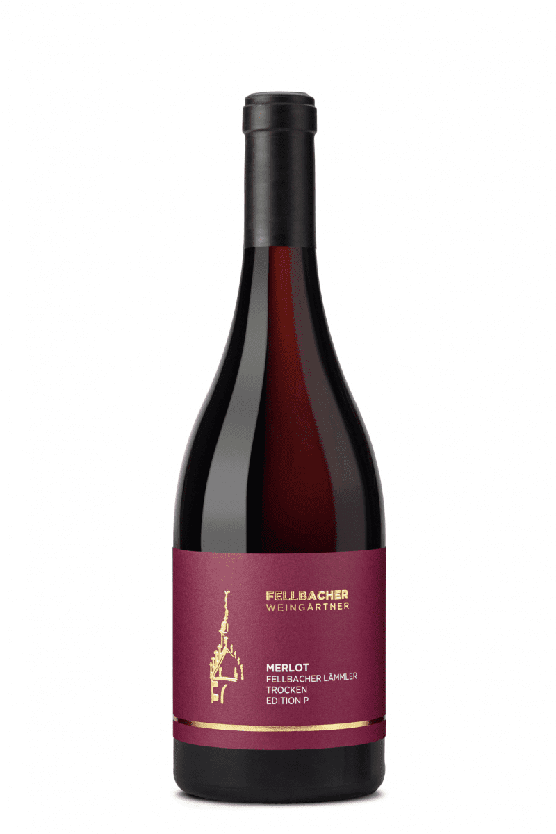 Flasche mit Rotwein der Rebsorte Merlot aus der Edition P der Fellbacher Weingärtner eG
