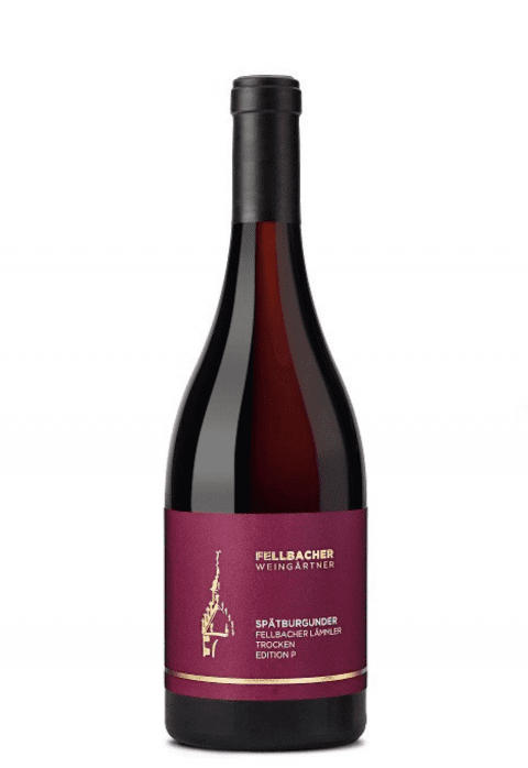 Flasche mit Rotwein der Rebsorte Spätburgunder aus der Edition P der Fellbacher Weingärtner eG