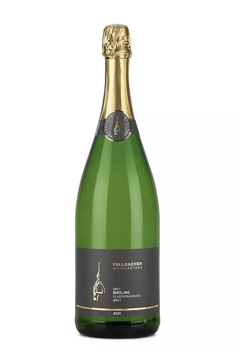 Flasche Sekt der Rebsorte Riesling der Fellbacher Weingärtner eG