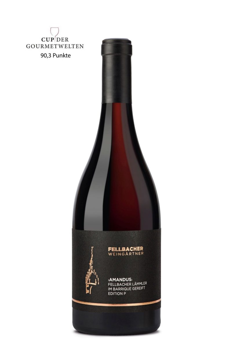 Flasche Rotwein der Cuvée Amandus der Fellbacher Weingärtner eG