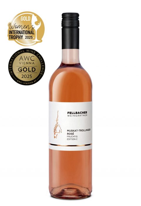 Flasche mit Roséwein der Rebsorte Muskat-Trollinger aus der Edition C der Fellbacher Weingärtner eG