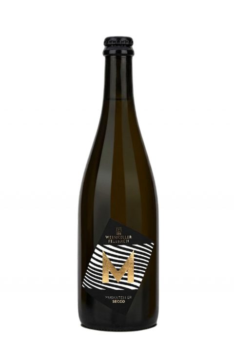 Flasche Secco der Rebsorte Muskateller der Fellbacher Weingärtner eG