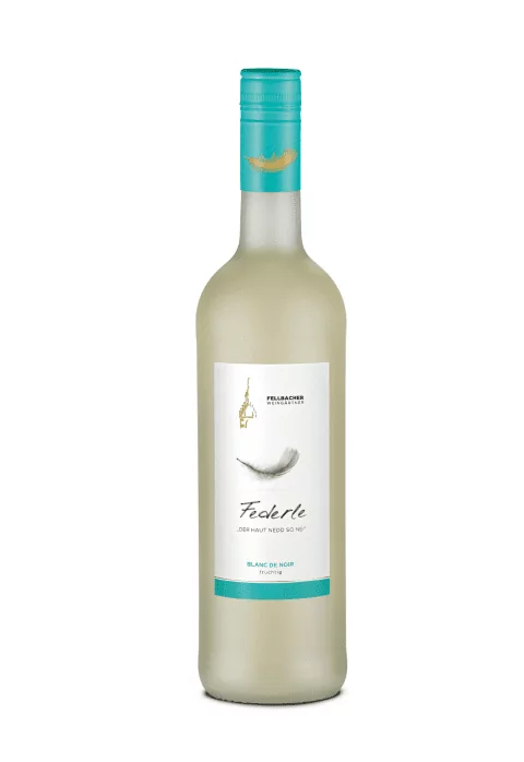 Flasche mit Blanc de Noir aus der Serie FEDERLE der Fellbacher Weingärtner eG