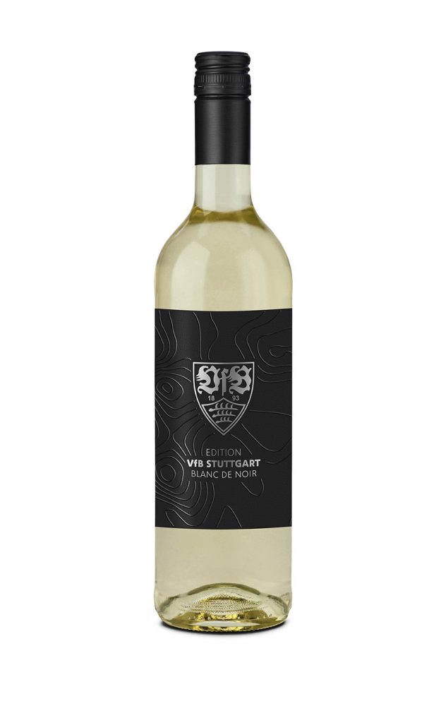 Flasche mit Blanc de Noir aus der Edition VfB Stuttgart der Fellbacher Weingärtner eG